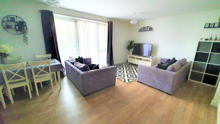 Necessary Things To Consider Before Hiring Estate Agents