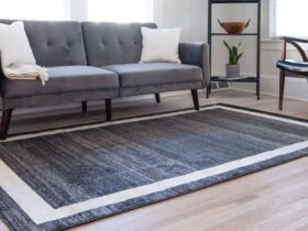 How to place a rug in a living room