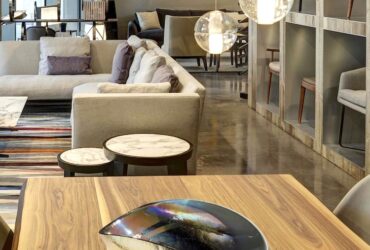 Decorative glass plates: Ideas for your home design